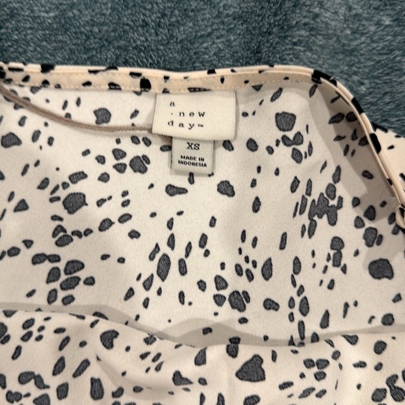 Lace slip dress - Picture 4 of 4